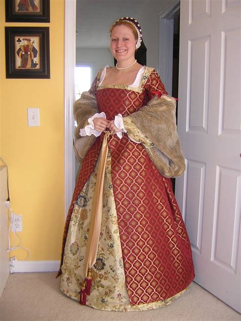 tudor dress pattern free